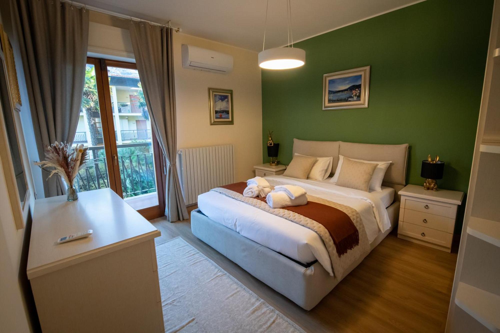 Residenza Lago Sereno Порто Черезио Екстериор снимка