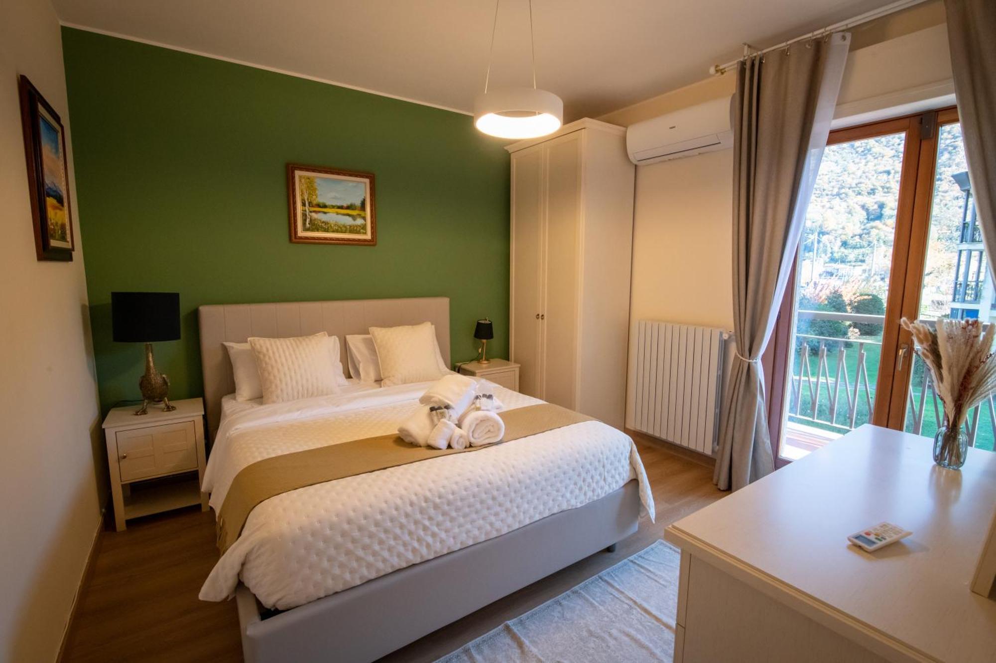 Residenza Lago Sereno Порто Черезио Екстериор снимка