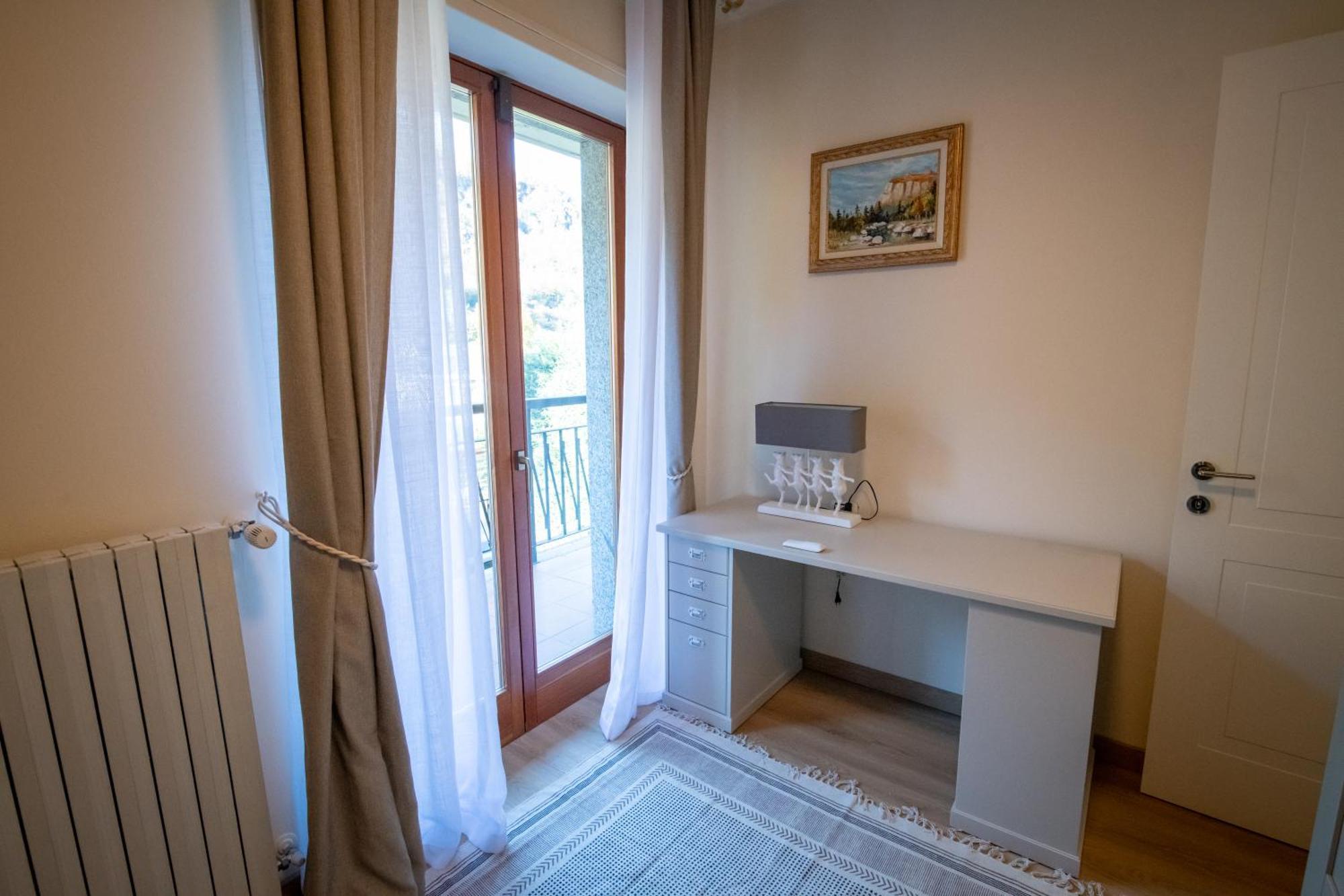Residenza Lago Sereno Порто Черезио Екстериор снимка